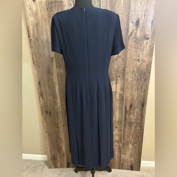 Talbots Vintage Pleated Maxi Dress Faux Buttons Navy Women's Size 12 - Picture 13 of 13